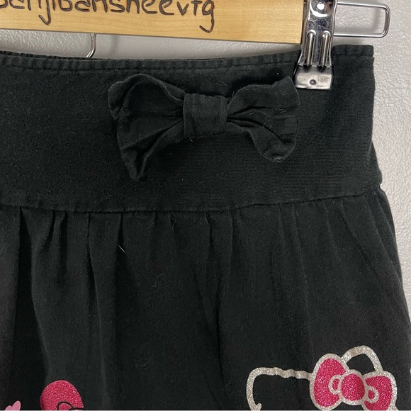 Hello Kitty Skirt - Picture 6 of 6